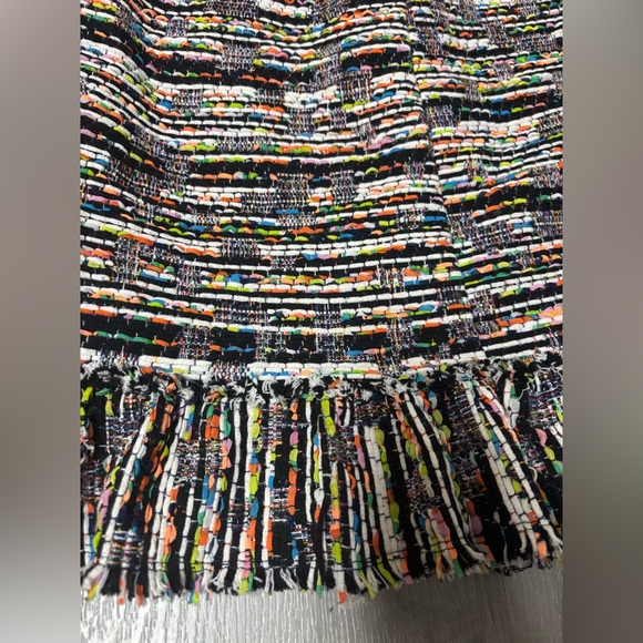 Ann Taylor Multicolor Tweed Fringe Raw Hem Skirt Women’s Size 6 Petite - Picture 3 of 12